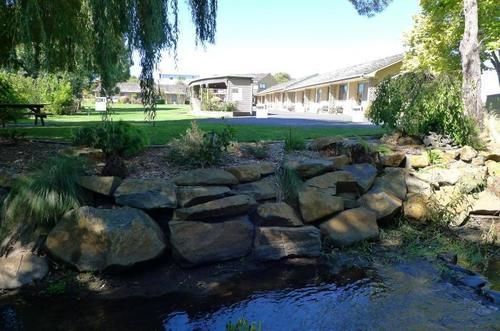 Willaway Motel Apartments Ulverstone Exterior photo